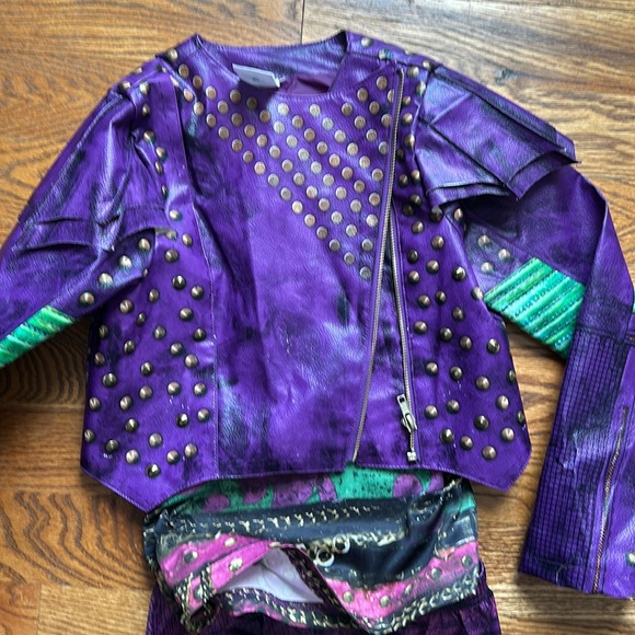 Descandents Mal Costume Disney Store 9/10 - Picture 2 of 6